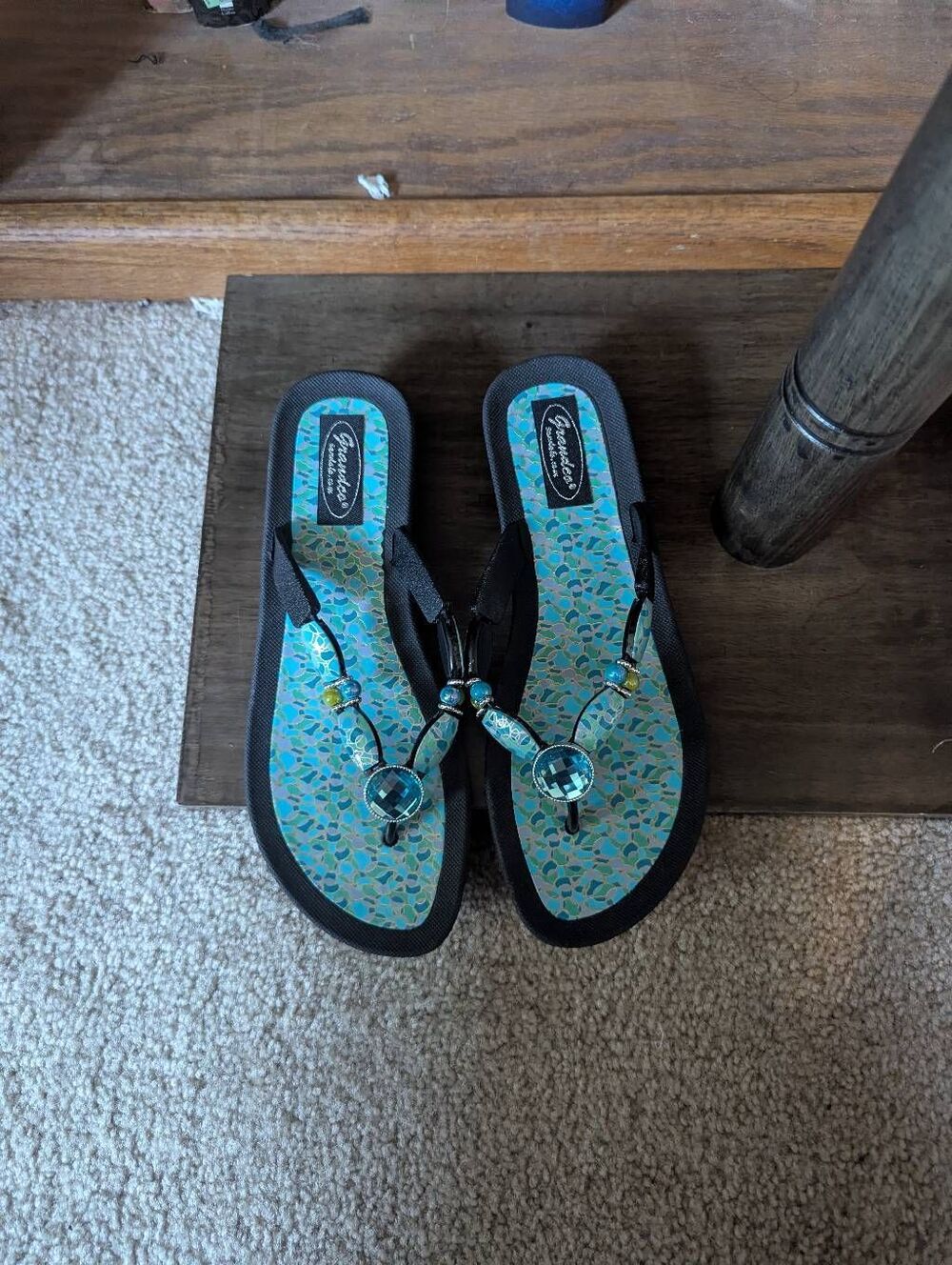 Grandco Women Beaded Thong Sandals Blue Green Rhinestone Boho Beach Flip Flops 9